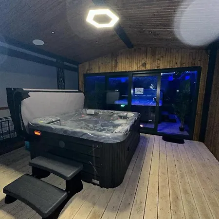 Osrodek Promenada- בית נופש Jastrzębia Góra